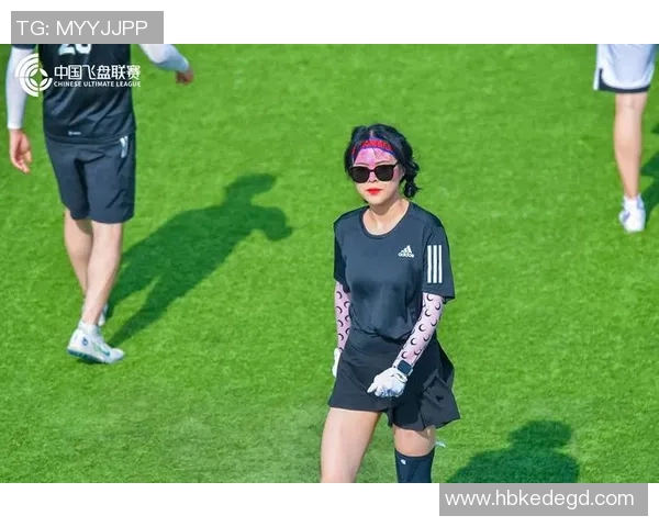 运动飞盘装备选购指南及护膝推荐助你畅享体育乐趣 运动飞盘装备选购指南及护膝推荐助你畅享体育乐趣